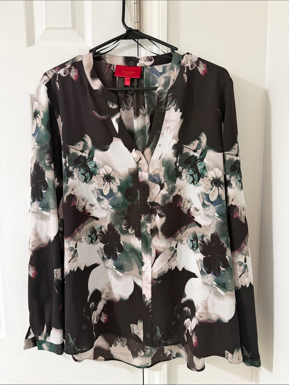 Jennifer Lopez Black Floral V-Neck Long Sleeve Top with Green and Cream Accents